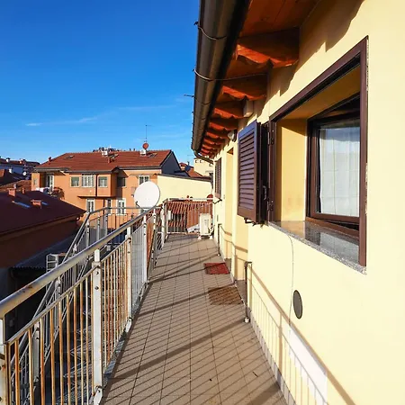 Primopiano - Comune Antico Apartamento